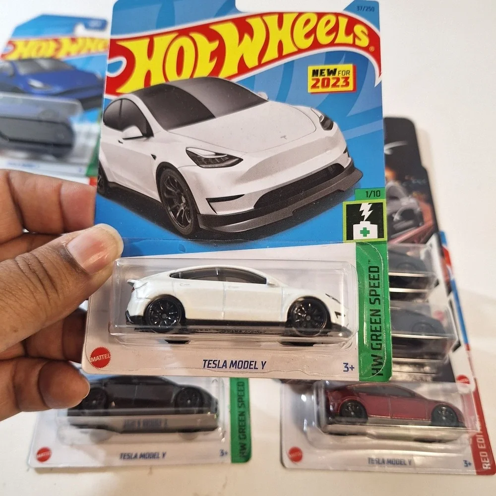 Hot Wheels Tesla 7 Cars Target Red Edition/ Model‎ X/ Black/ White/ Blue